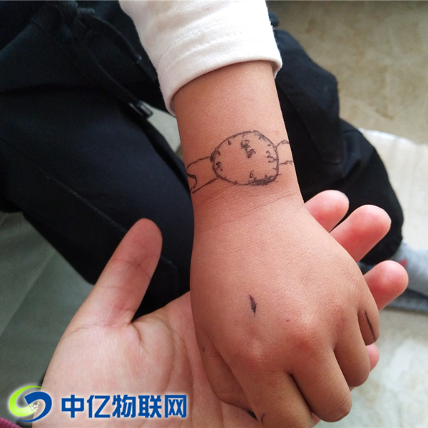 兒童智能手表選什么卡？副卡、物聯(lián)語音卡大比拼！